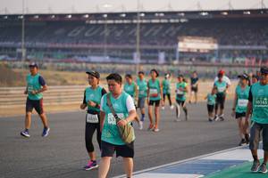 BIB: 50165, 2335
                            <button type="button" onclick="openModal(10513760)" class="btn btn-primary btn-sm float-right btn-popup" data-toggle="modal" data-target=".modal-high-quality">
                        <i class="fas fa-shopping-cart"></i> Add to Cart
                    </button>
                                            <button type="button" onclick="isThisMe(10513760, true)" class="btn btn-success btn-sm float-right btn-popup btn-isme hidden" data-toggle="tooltip" data-placement="bottom" title="นี่คือรูปของคุณใช่ไหม คลิกที่นี่เพื่อเอาเข้าอัลบั้ม">
                        <i class="fas fa-plus"></i> Add to album
                    </button>
                    <button type="button" onclick="isThisMe(10513760, false)" class="btn btn-warning btn-sm float-right btn-popup btn-isnotme hidden">
                        <i class="fas fa-ban"></i> Remove from album
                    </button>