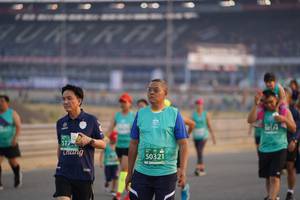 BIB: 517, 50321
                            <button type="button" onclick="openModal(10519029)" class="btn btn-primary btn-sm float-right btn-popup" data-toggle="modal" data-target=".modal-high-quality">
                        <i class="fas fa-shopping-cart"></i> Add to Cart
                    </button>
                                            <button type="button" onclick="isThisMe(10519029, true)" class="btn btn-success btn-sm float-right btn-popup btn-isme hidden" data-toggle="tooltip" data-placement="bottom" title="นี่คือรูปของคุณใช่ไหม คลิกที่นี่เพื่อเอาเข้าอัลบั้ม">
                        <i class="fas fa-plus"></i> Add to album
                    </button>
                    <button type="button" onclick="isThisMe(10519029, false)" class="btn btn-warning btn-sm float-right btn-popup btn-isnotme hidden">
                        <i class="fas fa-ban"></i> Remove from album
                    </button>