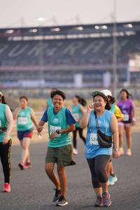 BIB: 524
                            <button type="button" onclick="openModal(10515584)" class="btn btn-primary btn-sm float-right btn-popup" data-toggle="modal" data-target=".modal-high-quality">
                        <i class="fas fa-shopping-cart"></i> Add to Cart
                    </button>
                                            <button type="button" onclick="isThisMe(10515584, true)" class="btn btn-success btn-sm float-right btn-popup btn-isme hidden" data-toggle="tooltip" data-placement="bottom" title="นี่คือรูปของคุณใช่ไหม คลิกที่นี่เพื่อเอาเข้าอัลบั้ม">
                        <i class="fas fa-plus"></i> Add to album
                    </button>
                    <button type="button" onclick="isThisMe(10515584, false)" class="btn btn-warning btn-sm float-right btn-popup btn-isnotme hidden">
                        <i class="fas fa-ban"></i> Remove from album
                    </button>