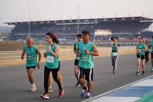 BIB: 51896, 52407, 50094
                            <button type="button" onclick="openModal(10512292)" class="btn btn-primary btn-sm float-right btn-popup" data-toggle="modal" data-target=".modal-high-quality">
                        <i class="fas fa-shopping-cart"></i> Add to Cart
                    </button>
                                            <button type="button" onclick="isThisMe(10512292, true)" class="btn btn-success btn-sm float-right btn-popup btn-isme hidden" data-toggle="tooltip" data-placement="bottom" title="นี่คือรูปของคุณใช่ไหม คลิกที่นี่เพื่อเอาเข้าอัลบั้ม">
                        <i class="fas fa-plus"></i> Add to album
                    </button>
                    <button type="button" onclick="isThisMe(10512292, false)" class="btn btn-warning btn-sm float-right btn-popup btn-isnotme hidden">
                        <i class="fas fa-ban"></i> Remove from album
                    </button>