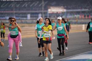 BIB: 50859, 50669, 50628
                            <button type="button" onclick="openModal(10519169)" class="btn btn-primary btn-sm float-right btn-popup" data-toggle="modal" data-target=".modal-high-quality">
                        <i class="fas fa-shopping-cart"></i> Add to Cart
                    </button>
                                            <button type="button" onclick="isThisMe(10519169, true)" class="btn btn-success btn-sm float-right btn-popup btn-isme hidden" data-toggle="tooltip" data-placement="bottom" title="นี่คือรูปของคุณใช่ไหม คลิกที่นี่เพื่อเอาเข้าอัลบั้ม">
                        <i class="fas fa-plus"></i> Add to album
                    </button>
                    <button type="button" onclick="isThisMe(10519169, false)" class="btn btn-warning btn-sm float-right btn-popup btn-isnotme hidden">
                        <i class="fas fa-ban"></i> Remove from album
                    </button>