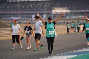 BIB: 2066, 32914, 225, 1210
                            <button type="button" onclick="openModal(10519412)" class="btn btn-primary btn-sm float-right btn-popup" data-toggle="modal" data-target=".modal-high-quality">
                        <i class="fas fa-shopping-cart"></i> Add to Cart
                    </button>
                                            <button type="button" onclick="isThisMe(10519412, true)" class="btn btn-success btn-sm float-right btn-popup btn-isme hidden" data-toggle="tooltip" data-placement="bottom" title="นี่คือรูปของคุณใช่ไหม คลิกที่นี่เพื่อเอาเข้าอัลบั้ม">
                        <i class="fas fa-plus"></i> Add to album
                    </button>
                    <button type="button" onclick="isThisMe(10519412, false)" class="btn btn-warning btn-sm float-right btn-popup btn-isnotme hidden">
                        <i class="fas fa-ban"></i> Remove from album
                    </button>