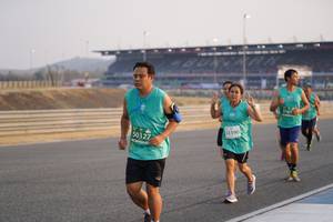 BIB: 161, 1190, 50327
                            <button type="button" onclick="openModal(10512122)" class="btn btn-primary btn-sm float-right btn-popup" data-toggle="modal" data-target=".modal-high-quality">
                        <i class="fas fa-shopping-cart"></i> Add to Cart
                    </button>
                                            <button type="button" onclick="isThisMe(10512122, true)" class="btn btn-success btn-sm float-right btn-popup btn-isme hidden" data-toggle="tooltip" data-placement="bottom" title="นี่คือรูปของคุณใช่ไหม คลิกที่นี่เพื่อเอาเข้าอัลบั้ม">
                        <i class="fas fa-plus"></i> Add to album
                    </button>
                    <button type="button" onclick="isThisMe(10512122, false)" class="btn btn-warning btn-sm float-right btn-popup btn-isnotme hidden">
                        <i class="fas fa-ban"></i> Remove from album
                    </button>