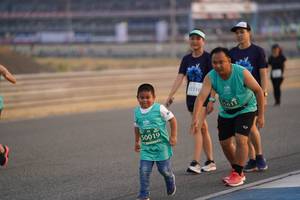 BIB: 111, 50019
                            <button type="button" onclick="openModal(10519273)" class="btn btn-primary btn-sm float-right btn-popup" data-toggle="modal" data-target=".modal-high-quality">
                        <i class="fas fa-shopping-cart"></i> Add to Cart
                    </button>
                                            <button type="button" onclick="isThisMe(10519273, true)" class="btn btn-success btn-sm float-right btn-popup btn-isme hidden" data-toggle="tooltip" data-placement="bottom" title="นี่คือรูปของคุณใช่ไหม คลิกที่นี่เพื่อเอาเข้าอัลบั้ม">
                        <i class="fas fa-plus"></i> Add to album
                    </button>
                    <button type="button" onclick="isThisMe(10519273, false)" class="btn btn-warning btn-sm float-right btn-popup btn-isnotme hidden">
                        <i class="fas fa-ban"></i> Remove from album
                    </button>