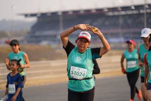 BIB: 51024, 923
                            <button type="button" onclick="openModal(10511735)" class="btn btn-primary btn-sm float-right btn-popup" data-toggle="modal" data-target=".modal-high-quality">
                        <i class="fas fa-shopping-cart"></i> Add to Cart
                    </button>
                                            <button type="button" onclick="isThisMe(10511735, true)" class="btn btn-success btn-sm float-right btn-popup btn-isme hidden" data-toggle="tooltip" data-placement="bottom" title="นี่คือรูปของคุณใช่ไหม คลิกที่นี่เพื่อเอาเข้าอัลบั้ม">
                        <i class="fas fa-plus"></i> Add to album
                    </button>
                    <button type="button" onclick="isThisMe(10511735, false)" class="btn btn-warning btn-sm float-right btn-popup btn-isnotme hidden">
                        <i class="fas fa-ban"></i> Remove from album
                    </button>