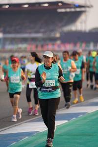 BIB: 51071
                            <button type="button" onclick="openModal(10517531)" class="btn btn-primary btn-sm float-right btn-popup" data-toggle="modal" data-target=".modal-high-quality">
                        <i class="fas fa-shopping-cart"></i> Add to Cart
                    </button>
                                            <button type="button" onclick="isThisMe(10517531, true)" class="btn btn-success btn-sm float-right btn-popup btn-isme hidden" data-toggle="tooltip" data-placement="bottom" title="นี่คือรูปของคุณใช่ไหม คลิกที่นี่เพื่อเอาเข้าอัลบั้ม">
                        <i class="fas fa-plus"></i> Add to album
                    </button>
                    <button type="button" onclick="isThisMe(10517531, false)" class="btn btn-warning btn-sm float-right btn-popup btn-isnotme hidden">
                        <i class="fas fa-ban"></i> Remove from album
                    </button>