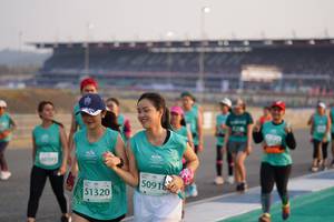 BIB: 50918, 51320
                            <button type="button" onclick="openModal(10513637)" class="btn btn-primary btn-sm float-right btn-popup" data-toggle="modal" data-target=".modal-high-quality">
                        <i class="fas fa-shopping-cart"></i> Add to Cart
                    </button>
                                            <button type="button" onclick="isThisMe(10513637, true)" class="btn btn-success btn-sm float-right btn-popup btn-isme hidden" data-toggle="tooltip" data-placement="bottom" title="นี่คือรูปของคุณใช่ไหม คลิกที่นี่เพื่อเอาเข้าอัลบั้ม">
                        <i class="fas fa-plus"></i> Add to album
                    </button>
                    <button type="button" onclick="isThisMe(10513637, false)" class="btn btn-warning btn-sm float-right btn-popup btn-isnotme hidden">
                        <i class="fas fa-ban"></i> Remove from album
                    </button>