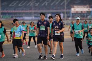 BIB: 50405, 529, 53012
                            <button type="button" onclick="openModal(10519087)" class="btn btn-primary btn-sm float-right btn-popup" data-toggle="modal" data-target=".modal-high-quality">
                        <i class="fas fa-shopping-cart"></i> Add to Cart
                    </button>
                                            <button type="button" onclick="isThisMe(10519087, true)" class="btn btn-success btn-sm float-right btn-popup btn-isme hidden" data-toggle="tooltip" data-placement="bottom" title="นี่คือรูปของคุณใช่ไหม คลิกที่นี่เพื่อเอาเข้าอัลบั้ม">
                        <i class="fas fa-plus"></i> Add to album
                    </button>
                    <button type="button" onclick="isThisMe(10519087, false)" class="btn btn-warning btn-sm float-right btn-popup btn-isnotme hidden">
                        <i class="fas fa-ban"></i> Remove from album
                    </button>