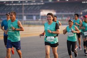 BIB: 702, 52349, 51204
                            <button type="button" onclick="openModal(10511245)" class="btn btn-primary btn-sm float-right btn-popup" data-toggle="modal" data-target=".modal-high-quality">
                        <i class="fas fa-shopping-cart"></i> Add to Cart
                    </button>
                                            <button type="button" onclick="isThisMe(10511245, true)" class="btn btn-success btn-sm float-right btn-popup btn-isme hidden" data-toggle="tooltip" data-placement="bottom" title="นี่คือรูปของคุณใช่ไหม คลิกที่นี่เพื่อเอาเข้าอัลบั้ม">
                        <i class="fas fa-plus"></i> Add to album
                    </button>
                    <button type="button" onclick="isThisMe(10511245, false)" class="btn btn-warning btn-sm float-right btn-popup btn-isnotme hidden">
                        <i class="fas fa-ban"></i> Remove from album
                    </button>