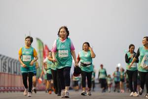 BIB: 52596, 52298
                            <button type="button" onclick="openModal(10523869)" class="btn btn-primary btn-sm float-right btn-popup" data-toggle="modal" data-target=".modal-high-quality">
                        <i class="fas fa-shopping-cart"></i> Add to Cart
                    </button>
                                            <button type="button" onclick="isThisMe(10523869, true)" class="btn btn-success btn-sm float-right btn-popup btn-isme hidden" data-toggle="tooltip" data-placement="bottom" title="นี่คือรูปของคุณใช่ไหม คลิกที่นี่เพื่อเอาเข้าอัลบั้ม">
                        <i class="fas fa-plus"></i> Add to album
                    </button>
                    <button type="button" onclick="isThisMe(10523869, false)" class="btn btn-warning btn-sm float-right btn-popup btn-isnotme hidden">
                        <i class="fas fa-ban"></i> Remove from album
                    </button>