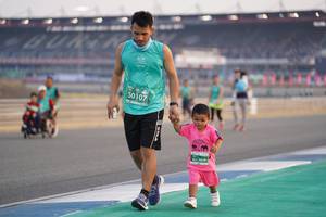 BIB: 50107
                            <button type="button" onclick="openModal(10519889)" class="btn btn-primary btn-sm float-right btn-popup" data-toggle="modal" data-target=".modal-high-quality">
                        <i class="fas fa-shopping-cart"></i> Add to Cart
                    </button>
                                            <button type="button" onclick="isThisMe(10519889, true)" class="btn btn-success btn-sm float-right btn-popup btn-isme hidden" data-toggle="tooltip" data-placement="bottom" title="นี่คือรูปของคุณใช่ไหม คลิกที่นี่เพื่อเอาเข้าอัลบั้ม">
                        <i class="fas fa-plus"></i> Add to album
                    </button>
                    <button type="button" onclick="isThisMe(10519889, false)" class="btn btn-warning btn-sm float-right btn-popup btn-isnotme hidden">
                        <i class="fas fa-ban"></i> Remove from album
                    </button>