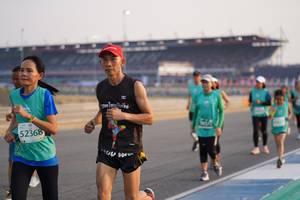 BIB: 52368
                            <button type="button" onclick="openModal(10512008)" class="btn btn-primary btn-sm float-right btn-popup" data-toggle="modal" data-target=".modal-high-quality">
                        <i class="fas fa-shopping-cart"></i> Add to Cart
                    </button>
                                            <button type="button" onclick="isThisMe(10512008, true)" class="btn btn-success btn-sm float-right btn-popup btn-isme hidden" data-toggle="tooltip" data-placement="bottom" title="นี่คือรูปของคุณใช่ไหม คลิกที่นี่เพื่อเอาเข้าอัลบั้ม">
                        <i class="fas fa-plus"></i> Add to album
                    </button>
                    <button type="button" onclick="isThisMe(10512008, false)" class="btn btn-warning btn-sm float-right btn-popup btn-isnotme hidden">
                        <i class="fas fa-ban"></i> Remove from album
                    </button>