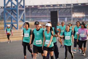 BIB: 53116, 1045, 52929, 505, 50845
                            <button type="button" onclick="openModal(10515198)" class="btn btn-primary btn-sm float-right btn-popup" data-toggle="modal" data-target=".modal-high-quality">
                        <i class="fas fa-shopping-cart"></i> Add to Cart
                    </button>
                                            <button type="button" onclick="isThisMe(10515198, true)" class="btn btn-success btn-sm float-right btn-popup btn-isme hidden" data-toggle="tooltip" data-placement="bottom" title="นี่คือรูปของคุณใช่ไหม คลิกที่นี่เพื่อเอาเข้าอัลบั้ม">
                        <i class="fas fa-plus"></i> Add to album
                    </button>
                    <button type="button" onclick="isThisMe(10515198, false)" class="btn btn-warning btn-sm float-right btn-popup btn-isnotme hidden">
                        <i class="fas fa-ban"></i> Remove from album
                    </button>