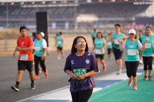 BIB: 0152
                            <button type="button" onclick="openModal(10514922)" class="btn btn-primary btn-sm float-right btn-popup" data-toggle="modal" data-target=".modal-high-quality">
                        <i class="fas fa-shopping-cart"></i> Add to Cart
                    </button>
                                            <button type="button" onclick="isThisMe(10514922, true)" class="btn btn-success btn-sm float-right btn-popup btn-isme hidden" data-toggle="tooltip" data-placement="bottom" title="นี่คือรูปของคุณใช่ไหม คลิกที่นี่เพื่อเอาเข้าอัลบั้ม">
                        <i class="fas fa-plus"></i> Add to album
                    </button>
                    <button type="button" onclick="isThisMe(10514922, false)" class="btn btn-warning btn-sm float-right btn-popup btn-isnotme hidden">
                        <i class="fas fa-ban"></i> Remove from album
                    </button>