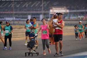 BIB: 60239, 70271
                            <button type="button" onclick="openModal(10519576)" class="btn btn-primary btn-sm float-right btn-popup" data-toggle="modal" data-target=".modal-high-quality">
                        <i class="fas fa-shopping-cart"></i> Add to Cart
                    </button>
                                            <button type="button" onclick="isThisMe(10519576, true)" class="btn btn-success btn-sm float-right btn-popup btn-isme hidden" data-toggle="tooltip" data-placement="bottom" title="นี่คือรูปของคุณใช่ไหม คลิกที่นี่เพื่อเอาเข้าอัลบั้ม">
                        <i class="fas fa-plus"></i> Add to album
                    </button>
                    <button type="button" onclick="isThisMe(10519576, false)" class="btn btn-warning btn-sm float-right btn-popup btn-isnotme hidden">
                        <i class="fas fa-ban"></i> Remove from album
                    </button>