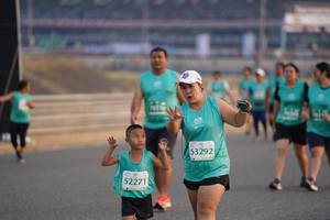 BIB: 510, 53292, 52271
                            <button type="button" onclick="openModal(10518997)" class="btn btn-primary btn-sm float-right btn-popup" data-toggle="modal" data-target=".modal-high-quality">
                        <i class="fas fa-shopping-cart"></i> Add to Cart
                    </button>
                                            <button type="button" onclick="isThisMe(10518997, true)" class="btn btn-success btn-sm float-right btn-popup btn-isme hidden" data-toggle="tooltip" data-placement="bottom" title="นี่คือรูปของคุณใช่ไหม คลิกที่นี่เพื่อเอาเข้าอัลบั้ม">
                        <i class="fas fa-plus"></i> Add to album
                    </button>
                    <button type="button" onclick="isThisMe(10518997, false)" class="btn btn-warning btn-sm float-right btn-popup btn-isnotme hidden">
                        <i class="fas fa-ban"></i> Remove from album
                    </button>