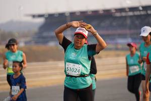 BIB: 51024, 923
                            <button type="button" onclick="openModal(10511738)" class="btn btn-primary btn-sm float-right btn-popup" data-toggle="modal" data-target=".modal-high-quality">
                        <i class="fas fa-shopping-cart"></i> Add to Cart
                    </button>
                                            <button type="button" onclick="isThisMe(10511738, true)" class="btn btn-success btn-sm float-right btn-popup btn-isme hidden" data-toggle="tooltip" data-placement="bottom" title="นี่คือรูปของคุณใช่ไหม คลิกที่นี่เพื่อเอาเข้าอัลบั้ม">
                        <i class="fas fa-plus"></i> Add to album
                    </button>
                    <button type="button" onclick="isThisMe(10511738, false)" class="btn btn-warning btn-sm float-right btn-popup btn-isnotme hidden">
                        <i class="fas fa-ban"></i> Remove from album
                    </button>