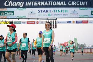 BIB: 2020, 856, 2506, 52646, 53045, 
                            <button type="button" onclick="openModal(10522781)" class="btn btn-primary btn-sm float-right btn-popup" data-toggle="modal" data-target=".modal-high-quality">
                        <i class="fas fa-shopping-cart"></i> Add to Cart
                    </button>
                                            <button type="button" onclick="isThisMe(10522781, true)" class="btn btn-success btn-sm float-right btn-popup btn-isme hidden" data-toggle="tooltip" data-placement="bottom" title="นี่คือรูปของคุณใช่ไหม คลิกที่นี่เพื่อเอาเข้าอัลบั้ม">
                        <i class="fas fa-plus"></i> Add to album
                    </button>
                    <button type="button" onclick="isThisMe(10522781, false)" class="btn btn-warning btn-sm float-right btn-popup btn-isnotme hidden">
                        <i class="fas fa-ban"></i> Remove from album
                    </button>