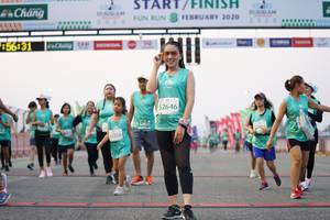 BIB: 2020, 201, 5631, 52646, 2250, 
                            <button type="button" onclick="openModal(10522847)" class="btn btn-primary btn-sm float-right btn-popup" data-toggle="modal" data-target=".modal-high-quality">
                        <i class="fas fa-shopping-cart"></i> Add to Cart
                    </button>
                                            <button type="button" onclick="isThisMe(10522847, true)" class="btn btn-success btn-sm float-right btn-popup btn-isme hidden" data-toggle="tooltip" data-placement="bottom" title="นี่คือรูปของคุณใช่ไหม คลิกที่นี่เพื่อเอาเข้าอัลบั้ม">
                        <i class="fas fa-plus"></i> Add to album
                    </button>
                    <button type="button" onclick="isThisMe(10522847, false)" class="btn btn-warning btn-sm float-right btn-popup btn-isnotme hidden">
                        <i class="fas fa-ban"></i> Remove from album
                    </button>