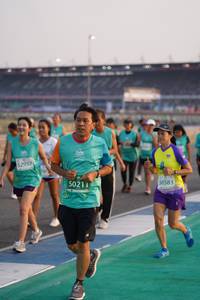 BIB: 2957, 50211, 0583
                            <button type="button" onclick="openModal(10514358)" class="btn btn-primary btn-sm float-right btn-popup" data-toggle="modal" data-target=".modal-high-quality">
                        <i class="fas fa-shopping-cart"></i> Add to Cart
                    </button>
                                            <button type="button" onclick="isThisMe(10514358, true)" class="btn btn-success btn-sm float-right btn-popup btn-isme hidden" data-toggle="tooltip" data-placement="bottom" title="นี่คือรูปของคุณใช่ไหม คลิกที่นี่เพื่อเอาเข้าอัลบั้ม">
                        <i class="fas fa-plus"></i> Add to album
                    </button>
                    <button type="button" onclick="isThisMe(10514358, false)" class="btn btn-warning btn-sm float-right btn-popup btn-isnotme hidden">
                        <i class="fas fa-ban"></i> Remove from album
                    </button>