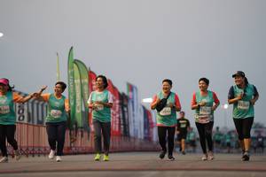 BIB: 3269, 2795, 52656, 3019, 185, 52636
                            <button type="button" onclick="openModal(10524269)" class="btn btn-primary btn-sm float-right btn-popup" data-toggle="modal" data-target=".modal-high-quality">
                        <i class="fas fa-shopping-cart"></i> Add to Cart
                    </button>
                                            <button type="button" onclick="isThisMe(10524269, true)" class="btn btn-success btn-sm float-right btn-popup btn-isme hidden" data-toggle="tooltip" data-placement="bottom" title="นี่คือรูปของคุณใช่ไหม คลิกที่นี่เพื่อเอาเข้าอัลบั้ม">
                        <i class="fas fa-plus"></i> Add to album
                    </button>
                    <button type="button" onclick="isThisMe(10524269, false)" class="btn btn-warning btn-sm float-right btn-popup btn-isnotme hidden">
                        <i class="fas fa-ban"></i> Remove from album
                    </button>
