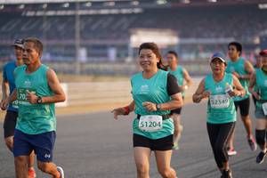 BIB: 702, 52349, 51204
                            <button type="button" onclick="openModal(10511254)" class="btn btn-primary btn-sm float-right btn-popup" data-toggle="modal" data-target=".modal-high-quality">
                        <i class="fas fa-shopping-cart"></i> Add to Cart
                    </button>
                                            <button type="button" onclick="isThisMe(10511254, true)" class="btn btn-success btn-sm float-right btn-popup btn-isme hidden" data-toggle="tooltip" data-placement="bottom" title="นี่คือรูปของคุณใช่ไหม คลิกที่นี่เพื่อเอาเข้าอัลบั้ม">
                        <i class="fas fa-plus"></i> Add to album
                    </button>
                    <button type="button" onclick="isThisMe(10511254, false)" class="btn btn-warning btn-sm float-right btn-popup btn-isnotme hidden">
                        <i class="fas fa-ban"></i> Remove from album
                    </button>