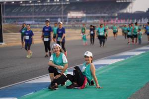 BIB: 
                            <button type="button" onclick="openModal(10519188)" class="btn btn-primary btn-sm float-right btn-popup" data-toggle="modal" data-target=".modal-high-quality">
                        <i class="fas fa-shopping-cart"></i> Add to Cart
                    </button>
                                            <button type="button" onclick="isThisMe(10519188, true)" class="btn btn-success btn-sm float-right btn-popup btn-isme hidden" data-toggle="tooltip" data-placement="bottom" title="นี่คือรูปของคุณใช่ไหม คลิกที่นี่เพื่อเอาเข้าอัลบั้ม">
                        <i class="fas fa-plus"></i> Add to album
                    </button>
                    <button type="button" onclick="isThisMe(10519188, false)" class="btn btn-warning btn-sm float-right btn-popup btn-isnotme hidden">
                        <i class="fas fa-ban"></i> Remove from album
                    </button>