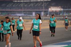 BIB: 52999, 3000
                            <button type="button" onclick="openModal(10519652)" class="btn btn-primary btn-sm float-right btn-popup" data-toggle="modal" data-target=".modal-high-quality">
                        <i class="fas fa-shopping-cart"></i> Add to Cart
                    </button>
                                            <button type="button" onclick="isThisMe(10519652, true)" class="btn btn-success btn-sm float-right btn-popup btn-isme hidden" data-toggle="tooltip" data-placement="bottom" title="นี่คือรูปของคุณใช่ไหม คลิกที่นี่เพื่อเอาเข้าอัลบั้ม">
                        <i class="fas fa-plus"></i> Add to album
                    </button>
                    <button type="button" onclick="isThisMe(10519652, false)" class="btn btn-warning btn-sm float-right btn-popup btn-isnotme hidden">
                        <i class="fas fa-ban"></i> Remove from album
                    </button>