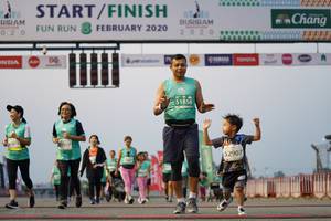 BIB: 020, 2020, 51858, 1077, 52907
                            <button type="button" onclick="openModal(10524084)" class="btn btn-primary btn-sm float-right btn-popup" data-toggle="modal" data-target=".modal-high-quality">
                        <i class="fas fa-shopping-cart"></i> Add to Cart
                    </button>
                                            <button type="button" onclick="isThisMe(10524084, true)" class="btn btn-success btn-sm float-right btn-popup btn-isme hidden" data-toggle="tooltip" data-placement="bottom" title="นี่คือรูปของคุณใช่ไหม คลิกที่นี่เพื่อเอาเข้าอัลบั้ม">
                        <i class="fas fa-plus"></i> Add to album
                    </button>
                    <button type="button" onclick="isThisMe(10524084, false)" class="btn btn-warning btn-sm float-right btn-popup btn-isnotme hidden">
                        <i class="fas fa-ban"></i> Remove from album
                    </button>