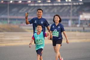 BIB: 53394, 53393
                            <button type="button" onclick="openModal(10521082)" class="btn btn-primary btn-sm float-right btn-popup" data-toggle="modal" data-target=".modal-high-quality">
                        <i class="fas fa-shopping-cart"></i> Add to Cart
                    </button>
                                            <button type="button" onclick="isThisMe(10521082, true)" class="btn btn-success btn-sm float-right btn-popup btn-isme hidden" data-toggle="tooltip" data-placement="bottom" title="นี่คือรูปของคุณใช่ไหม คลิกที่นี่เพื่อเอาเข้าอัลบั้ม">
                        <i class="fas fa-plus"></i> Add to album
                    </button>
                    <button type="button" onclick="isThisMe(10521082, false)" class="btn btn-warning btn-sm float-right btn-popup btn-isnotme hidden">
                        <i class="fas fa-ban"></i> Remove from album
                    </button>