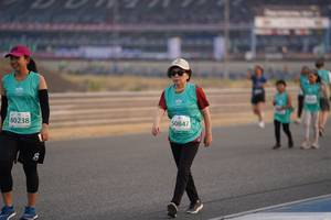 BIB: 50847, 80238
                            <button type="button" onclick="openModal(10519624)" class="btn btn-primary btn-sm float-right btn-popup" data-toggle="modal" data-target=".modal-high-quality">
                        <i class="fas fa-shopping-cart"></i> Add to Cart
                    </button>
                                            <button type="button" onclick="isThisMe(10519624, true)" class="btn btn-success btn-sm float-right btn-popup btn-isme hidden" data-toggle="tooltip" data-placement="bottom" title="นี่คือรูปของคุณใช่ไหม คลิกที่นี่เพื่อเอาเข้าอัลบั้ม">
                        <i class="fas fa-plus"></i> Add to album
                    </button>
                    <button type="button" onclick="isThisMe(10519624, false)" class="btn btn-warning btn-sm float-right btn-popup btn-isnotme hidden">
                        <i class="fas fa-ban"></i> Remove from album
                    </button>