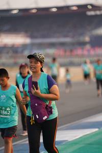 BIB: 1862
                            <button type="button" onclick="openModal(10517385)" class="btn btn-primary btn-sm float-right btn-popup" data-toggle="modal" data-target=".modal-high-quality">
                        <i class="fas fa-shopping-cart"></i> Add to Cart
                    </button>
                                            <button type="button" onclick="isThisMe(10517385, true)" class="btn btn-success btn-sm float-right btn-popup btn-isme hidden" data-toggle="tooltip" data-placement="bottom" title="นี่คือรูปของคุณใช่ไหม คลิกที่นี่เพื่อเอาเข้าอัลบั้ม">
                        <i class="fas fa-plus"></i> Add to album
                    </button>
                    <button type="button" onclick="isThisMe(10517385, false)" class="btn btn-warning btn-sm float-right btn-popup btn-isnotme hidden">
                        <i class="fas fa-ban"></i> Remove from album
                    </button>