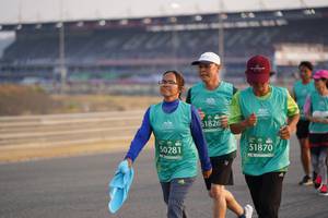 BIB: 1826, 51870, 50281
                            <button type="button" onclick="openModal(10511858)" class="btn btn-primary btn-sm float-right btn-popup" data-toggle="modal" data-target=".modal-high-quality">
                        <i class="fas fa-shopping-cart"></i> Add to Cart
                    </button>
                                            <button type="button" onclick="isThisMe(10511858, true)" class="btn btn-success btn-sm float-right btn-popup btn-isme hidden" data-toggle="tooltip" data-placement="bottom" title="นี่คือรูปของคุณใช่ไหม คลิกที่นี่เพื่อเอาเข้าอัลบั้ม">
                        <i class="fas fa-plus"></i> Add to album
                    </button>
                    <button type="button" onclick="isThisMe(10511858, false)" class="btn btn-warning btn-sm float-right btn-popup btn-isnotme hidden">
                        <i class="fas fa-ban"></i> Remove from album
                    </button>