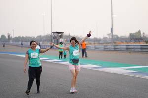 BIB: 51042, 51070
                            <button type="button" onclick="openModal(10521752)" class="btn btn-primary btn-sm float-right btn-popup" data-toggle="modal" data-target=".modal-high-quality">
                        <i class="fas fa-shopping-cart"></i> Add to Cart
                    </button>
                                            <button type="button" onclick="isThisMe(10521752, true)" class="btn btn-success btn-sm float-right btn-popup btn-isme hidden" data-toggle="tooltip" data-placement="bottom" title="นี่คือรูปของคุณใช่ไหม คลิกที่นี่เพื่อเอาเข้าอัลบั้ม">
                        <i class="fas fa-plus"></i> Add to album
                    </button>
                    <button type="button" onclick="isThisMe(10521752, false)" class="btn btn-warning btn-sm float-right btn-popup btn-isnotme hidden">
                        <i class="fas fa-ban"></i> Remove from album
                    </button>