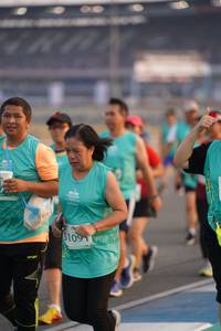 BIB: 109
                            <button type="button" onclick="openModal(10517619)" class="btn btn-primary btn-sm float-right btn-popup" data-toggle="modal" data-target=".modal-high-quality">
                        <i class="fas fa-shopping-cart"></i> Add to Cart
                    </button>
                                            <button type="button" onclick="isThisMe(10517619, true)" class="btn btn-success btn-sm float-right btn-popup btn-isme hidden" data-toggle="tooltip" data-placement="bottom" title="นี่คือรูปของคุณใช่ไหม คลิกที่นี่เพื่อเอาเข้าอัลบั้ม">
                        <i class="fas fa-plus"></i> Add to album
                    </button>
                    <button type="button" onclick="isThisMe(10517619, false)" class="btn btn-warning btn-sm float-right btn-popup btn-isnotme hidden">
                        <i class="fas fa-ban"></i> Remove from album
                    </button>