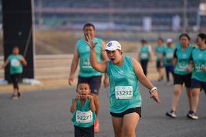 BIB: 53292, 52271
                            <button type="button" onclick="openModal(10519022)" class="btn btn-primary btn-sm float-right btn-popup" data-toggle="modal" data-target=".modal-high-quality">
                        <i class="fas fa-shopping-cart"></i> Add to Cart
                    </button>
                                            <button type="button" onclick="isThisMe(10519022, true)" class="btn btn-success btn-sm float-right btn-popup btn-isme hidden" data-toggle="tooltip" data-placement="bottom" title="นี่คือรูปของคุณใช่ไหม คลิกที่นี่เพื่อเอาเข้าอัลบั้ม">
                        <i class="fas fa-plus"></i> Add to album
                    </button>
                    <button type="button" onclick="isThisMe(10519022, false)" class="btn btn-warning btn-sm float-right btn-popup btn-isnotme hidden">
                        <i class="fas fa-ban"></i> Remove from album
                    </button>