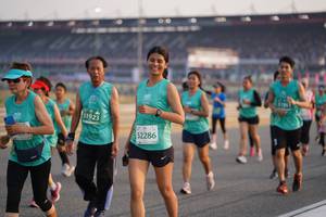 BIB: 100, 51923, 52286
                            <button type="button" onclick="openModal(10512604)" class="btn btn-primary btn-sm float-right btn-popup" data-toggle="modal" data-target=".modal-high-quality">
                        <i class="fas fa-shopping-cart"></i> Add to Cart
                    </button>
                                            <button type="button" onclick="isThisMe(10512604, true)" class="btn btn-success btn-sm float-right btn-popup btn-isme hidden" data-toggle="tooltip" data-placement="bottom" title="นี่คือรูปของคุณใช่ไหม คลิกที่นี่เพื่อเอาเข้าอัลบั้ม">
                        <i class="fas fa-plus"></i> Add to album
                    </button>
                    <button type="button" onclick="isThisMe(10512604, false)" class="btn btn-warning btn-sm float-right btn-popup btn-isnotme hidden">
                        <i class="fas fa-ban"></i> Remove from album
                    </button>