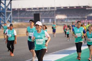 BIB: 5300, 01257, 52622
                            <button type="button" onclick="openModal(10514928)" class="btn btn-primary btn-sm float-right btn-popup" data-toggle="modal" data-target=".modal-high-quality">
                        <i class="fas fa-shopping-cart"></i> Add to Cart
                    </button>
                                            <button type="button" onclick="isThisMe(10514928, true)" class="btn btn-success btn-sm float-right btn-popup btn-isme hidden" data-toggle="tooltip" data-placement="bottom" title="นี่คือรูปของคุณใช่ไหม คลิกที่นี่เพื่อเอาเข้าอัลบั้ม">
                        <i class="fas fa-plus"></i> Add to album
                    </button>
                    <button type="button" onclick="isThisMe(10514928, false)" class="btn btn-warning btn-sm float-right btn-popup btn-isnotme hidden">
                        <i class="fas fa-ban"></i> Remove from album
                    </button>