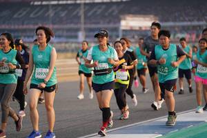 BIB: 2262, 1778, 3001, 52593, 50970
                            <button type="button" onclick="openModal(10513349)" class="btn btn-primary btn-sm float-right btn-popup" data-toggle="modal" data-target=".modal-high-quality">
                        <i class="fas fa-shopping-cart"></i> Add to Cart
                    </button>
                                            <button type="button" onclick="isThisMe(10513349, true)" class="btn btn-success btn-sm float-right btn-popup btn-isme hidden" data-toggle="tooltip" data-placement="bottom" title="นี่คือรูปของคุณใช่ไหม คลิกที่นี่เพื่อเอาเข้าอัลบั้ม">
                        <i class="fas fa-plus"></i> Add to album
                    </button>
                    <button type="button" onclick="isThisMe(10513349, false)" class="btn btn-warning btn-sm float-right btn-popup btn-isnotme hidden">
                        <i class="fas fa-ban"></i> Remove from album
                    </button>