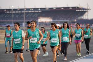 BIB: 52965, 53287, 50890, 50798
                            <button type="button" onclick="openModal(10512693)" class="btn btn-primary btn-sm float-right btn-popup" data-toggle="modal" data-target=".modal-high-quality">
                        <i class="fas fa-shopping-cart"></i> Add to Cart
                    </button>
                                            <button type="button" onclick="isThisMe(10512693, true)" class="btn btn-success btn-sm float-right btn-popup btn-isme hidden" data-toggle="tooltip" data-placement="bottom" title="นี่คือรูปของคุณใช่ไหม คลิกที่นี่เพื่อเอาเข้าอัลบั้ม">
                        <i class="fas fa-plus"></i> Add to album
                    </button>
                    <button type="button" onclick="isThisMe(10512693, false)" class="btn btn-warning btn-sm float-right btn-popup btn-isnotme hidden">
                        <i class="fas fa-ban"></i> Remove from album
                    </button>