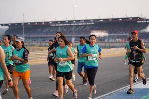 BIB: 245, 52368, 52791
                            <button type="button" onclick="openModal(10511976)" class="btn btn-primary btn-sm float-right btn-popup" data-toggle="modal" data-target=".modal-high-quality">
                        <i class="fas fa-shopping-cart"></i> Add to Cart
                    </button>
                                            <button type="button" onclick="isThisMe(10511976, true)" class="btn btn-success btn-sm float-right btn-popup btn-isme hidden" data-toggle="tooltip" data-placement="bottom" title="นี่คือรูปของคุณใช่ไหม คลิกที่นี่เพื่อเอาเข้าอัลบั้ม">
                        <i class="fas fa-plus"></i> Add to album
                    </button>
                    <button type="button" onclick="isThisMe(10511976, false)" class="btn btn-warning btn-sm float-right btn-popup btn-isnotme hidden">
                        <i class="fas fa-ban"></i> Remove from album
                    </button>