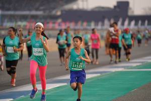 BIB: 52386, 51529
                            <button type="button" onclick="openModal(10519531)" class="btn btn-primary btn-sm float-right btn-popup" data-toggle="modal" data-target=".modal-high-quality">
                        <i class="fas fa-shopping-cart"></i> Add to Cart
                    </button>
                                            <button type="button" onclick="isThisMe(10519531, true)" class="btn btn-success btn-sm float-right btn-popup btn-isme hidden" data-toggle="tooltip" data-placement="bottom" title="นี่คือรูปของคุณใช่ไหม คลิกที่นี่เพื่อเอาเข้าอัลบั้ม">
                        <i class="fas fa-plus"></i> Add to album
                    </button>
                    <button type="button" onclick="isThisMe(10519531, false)" class="btn btn-warning btn-sm float-right btn-popup btn-isnotme hidden">
                        <i class="fas fa-ban"></i> Remove from album
                    </button>