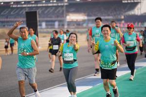 BIB: 52004, 80229, 80223
                            <button type="button" onclick="openModal(10514997)" class="btn btn-primary btn-sm float-right btn-popup" data-toggle="modal" data-target=".modal-high-quality">
                        <i class="fas fa-shopping-cart"></i> Add to Cart
                    </button>
                                            <button type="button" onclick="isThisMe(10514997, true)" class="btn btn-success btn-sm float-right btn-popup btn-isme hidden" data-toggle="tooltip" data-placement="bottom" title="นี่คือรูปของคุณใช่ไหม คลิกที่นี่เพื่อเอาเข้าอัลบั้ม">
                        <i class="fas fa-plus"></i> Add to album
                    </button>
                    <button type="button" onclick="isThisMe(10514997, false)" class="btn btn-warning btn-sm float-right btn-popup btn-isnotme hidden">
                        <i class="fas fa-ban"></i> Remove from album
                    </button>