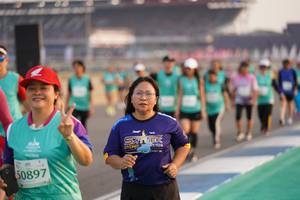 BIB: 50897
                            <button type="button" onclick="openModal(10515186)" class="btn btn-primary btn-sm float-right btn-popup" data-toggle="modal" data-target=".modal-high-quality">
                        <i class="fas fa-shopping-cart"></i> Add to Cart
                    </button>
                                            <button type="button" onclick="isThisMe(10515186, true)" class="btn btn-success btn-sm float-right btn-popup btn-isme hidden" data-toggle="tooltip" data-placement="bottom" title="นี่คือรูปของคุณใช่ไหม คลิกที่นี่เพื่อเอาเข้าอัลบั้ม">
                        <i class="fas fa-plus"></i> Add to album
                    </button>
                    <button type="button" onclick="isThisMe(10515186, false)" class="btn btn-warning btn-sm float-right btn-popup btn-isnotme hidden">
                        <i class="fas fa-ban"></i> Remove from album
                    </button>