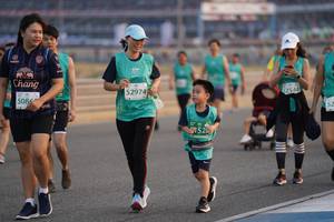 BIB: 2544, 52974, 508, 152
                            <button type="button" onclick="openModal(10519109)" class="btn btn-primary btn-sm float-right btn-popup" data-toggle="modal" data-target=".modal-high-quality">
                        <i class="fas fa-shopping-cart"></i> Add to Cart
                    </button>
                                            <button type="button" onclick="isThisMe(10519109, true)" class="btn btn-success btn-sm float-right btn-popup btn-isme hidden" data-toggle="tooltip" data-placement="bottom" title="นี่คือรูปของคุณใช่ไหม คลิกที่นี่เพื่อเอาเข้าอัลบั้ม">
                        <i class="fas fa-plus"></i> Add to album
                    </button>
                    <button type="button" onclick="isThisMe(10519109, false)" class="btn btn-warning btn-sm float-right btn-popup btn-isnotme hidden">
                        <i class="fas fa-ban"></i> Remove from album
                    </button>