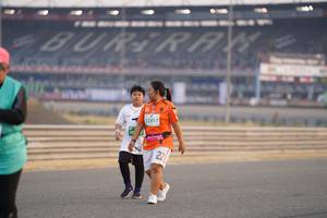 BIB: 52417
                            <button type="button" onclick="openModal(10520208)" class="btn btn-primary btn-sm float-right btn-popup" data-toggle="modal" data-target=".modal-high-quality">
                        <i class="fas fa-shopping-cart"></i> Add to Cart
                    </button>
                                            <button type="button" onclick="isThisMe(10520208, true)" class="btn btn-success btn-sm float-right btn-popup btn-isme hidden" data-toggle="tooltip" data-placement="bottom" title="นี่คือรูปของคุณใช่ไหม คลิกที่นี่เพื่อเอาเข้าอัลบั้ม">
                        <i class="fas fa-plus"></i> Add to album
                    </button>
                    <button type="button" onclick="isThisMe(10520208, false)" class="btn btn-warning btn-sm float-right btn-popup btn-isnotme hidden">
                        <i class="fas fa-ban"></i> Remove from album
                    </button>