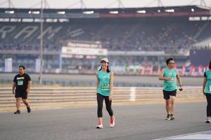 BIB: 53392
                            <button type="button" onclick="openModal(10521281)" class="btn btn-primary btn-sm float-right btn-popup" data-toggle="modal" data-target=".modal-high-quality">
                        <i class="fas fa-shopping-cart"></i> Add to Cart
                    </button>
                                            <button type="button" onclick="isThisMe(10521281, true)" class="btn btn-success btn-sm float-right btn-popup btn-isme hidden" data-toggle="tooltip" data-placement="bottom" title="นี่คือรูปของคุณใช่ไหม คลิกที่นี่เพื่อเอาเข้าอัลบั้ม">
                        <i class="fas fa-plus"></i> Add to album
                    </button>
                    <button type="button" onclick="isThisMe(10521281, false)" class="btn btn-warning btn-sm float-right btn-popup btn-isnotme hidden">
                        <i class="fas fa-ban"></i> Remove from album
                    </button>