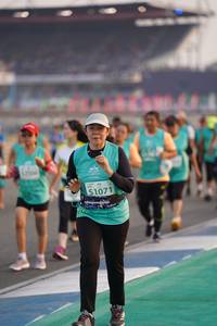 BIB: 51071
                            <button type="button" onclick="openModal(10517528)" class="btn btn-primary btn-sm float-right btn-popup" data-toggle="modal" data-target=".modal-high-quality">
                        <i class="fas fa-shopping-cart"></i> Add to Cart
                    </button>
                                            <button type="button" onclick="isThisMe(10517528, true)" class="btn btn-success btn-sm float-right btn-popup btn-isme hidden" data-toggle="tooltip" data-placement="bottom" title="นี่คือรูปของคุณใช่ไหม คลิกที่นี่เพื่อเอาเข้าอัลบั้ม">
                        <i class="fas fa-plus"></i> Add to album
                    </button>
                    <button type="button" onclick="isThisMe(10517528, false)" class="btn btn-warning btn-sm float-right btn-popup btn-isnotme hidden">
                        <i class="fas fa-ban"></i> Remove from album
                    </button>