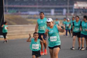 BIB: 53292, 52271
                            <button type="button" onclick="openModal(10519000)" class="btn btn-primary btn-sm float-right btn-popup" data-toggle="modal" data-target=".modal-high-quality">
                        <i class="fas fa-shopping-cart"></i> Add to Cart
                    </button>
                                            <button type="button" onclick="isThisMe(10519000, true)" class="btn btn-success btn-sm float-right btn-popup btn-isme hidden" data-toggle="tooltip" data-placement="bottom" title="นี่คือรูปของคุณใช่ไหม คลิกที่นี่เพื่อเอาเข้าอัลบั้ม">
                        <i class="fas fa-plus"></i> Add to album
                    </button>
                    <button type="button" onclick="isThisMe(10519000, false)" class="btn btn-warning btn-sm float-right btn-popup btn-isnotme hidden">
                        <i class="fas fa-ban"></i> Remove from album
                    </button>