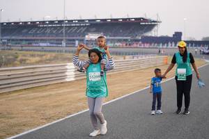 BIB: 53209, 51941
                            <button type="button" onclick="openModal(10521650)" class="btn btn-primary btn-sm float-right btn-popup" data-toggle="modal" data-target=".modal-high-quality">
                        <i class="fas fa-shopping-cart"></i> Add to Cart
                    </button>
                                            <button type="button" onclick="isThisMe(10521650, true)" class="btn btn-success btn-sm float-right btn-popup btn-isme hidden" data-toggle="tooltip" data-placement="bottom" title="นี่คือรูปของคุณใช่ไหม คลิกที่นี่เพื่อเอาเข้าอัลบั้ม">
                        <i class="fas fa-plus"></i> Add to album
                    </button>
                    <button type="button" onclick="isThisMe(10521650, false)" class="btn btn-warning btn-sm float-right btn-popup btn-isnotme hidden">
                        <i class="fas fa-ban"></i> Remove from album
                    </button>